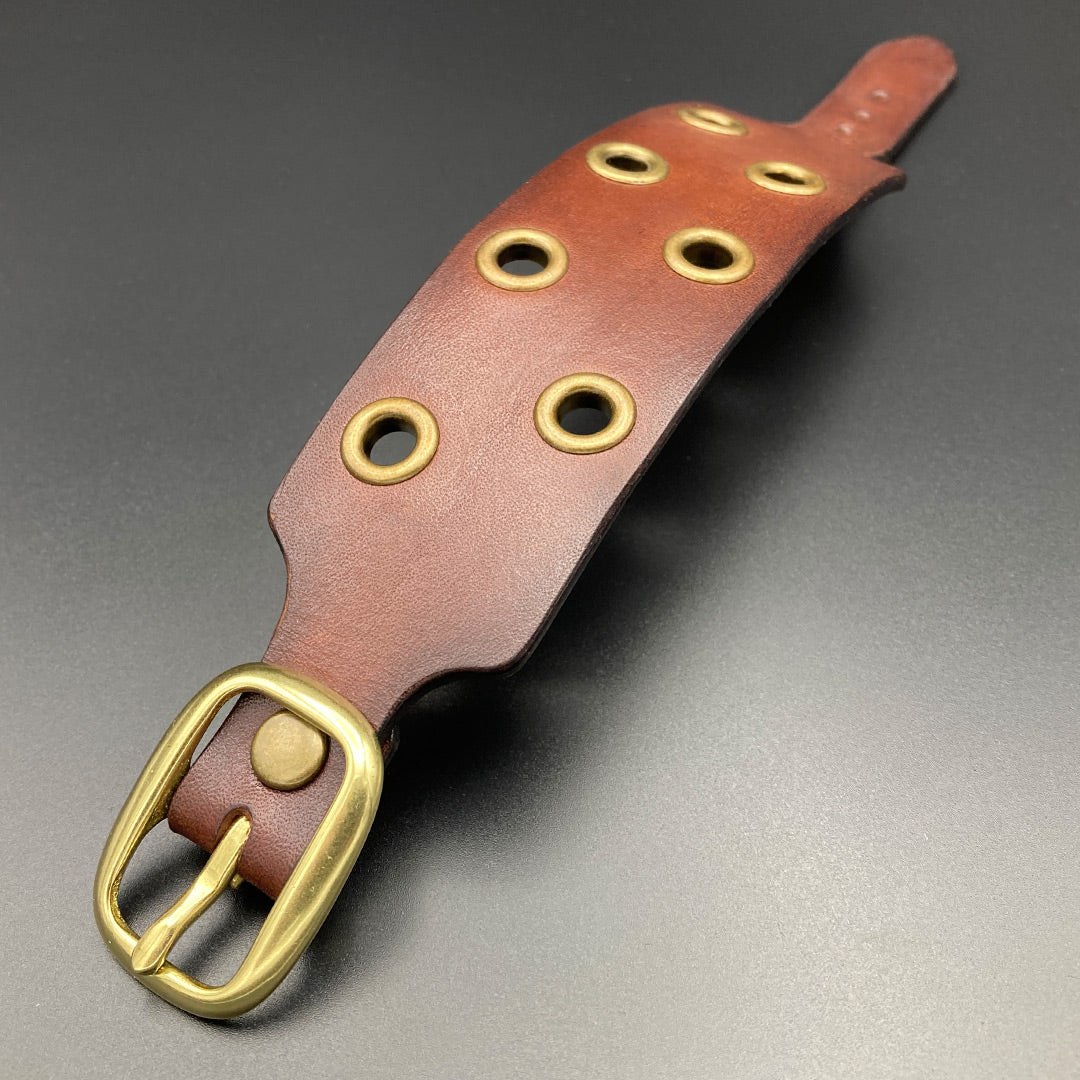 Breites Nietenarmband "Pirate", braun