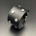 Breites Nietenarmband „Freerider“, schwarz