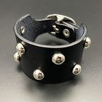Breites Nietenarmband „Sindbad“, schwarz