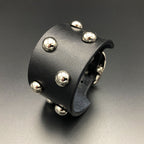 Breites Nietenarmband „Sindbad“, schwarz