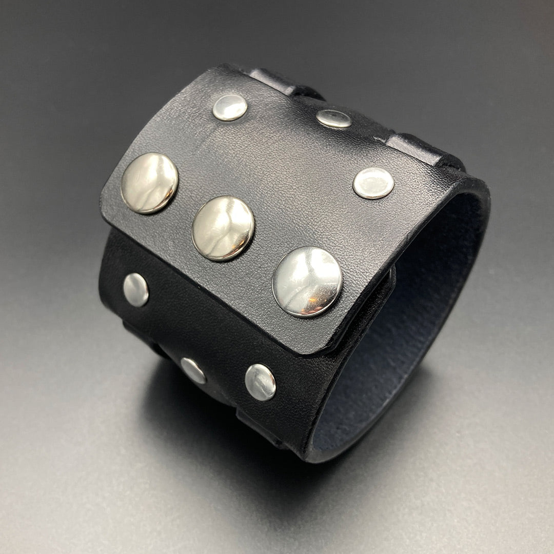 Breites Lederarmband "Outlaw", schwarz
