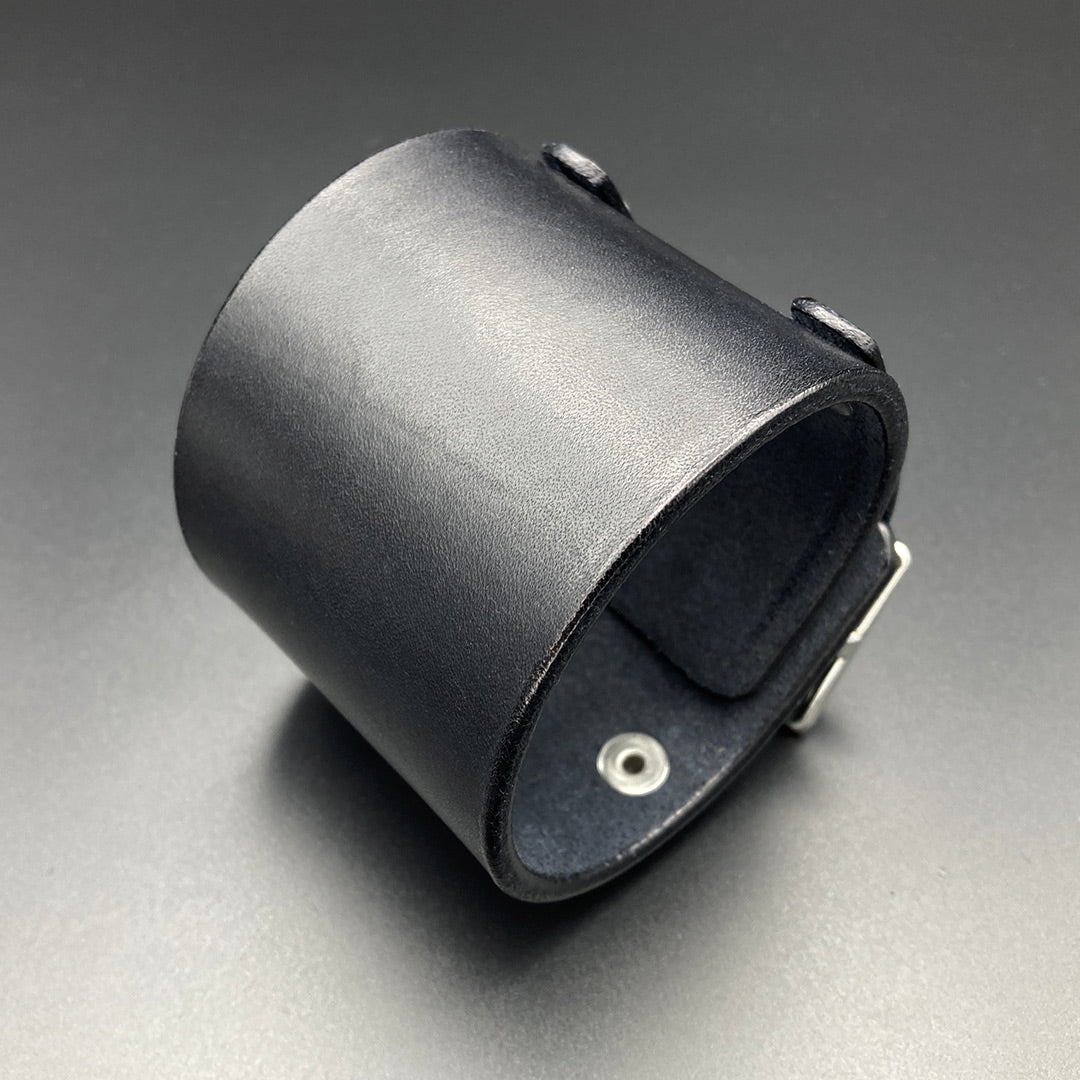 Breites Lederarmband "Pusher", schwarz
