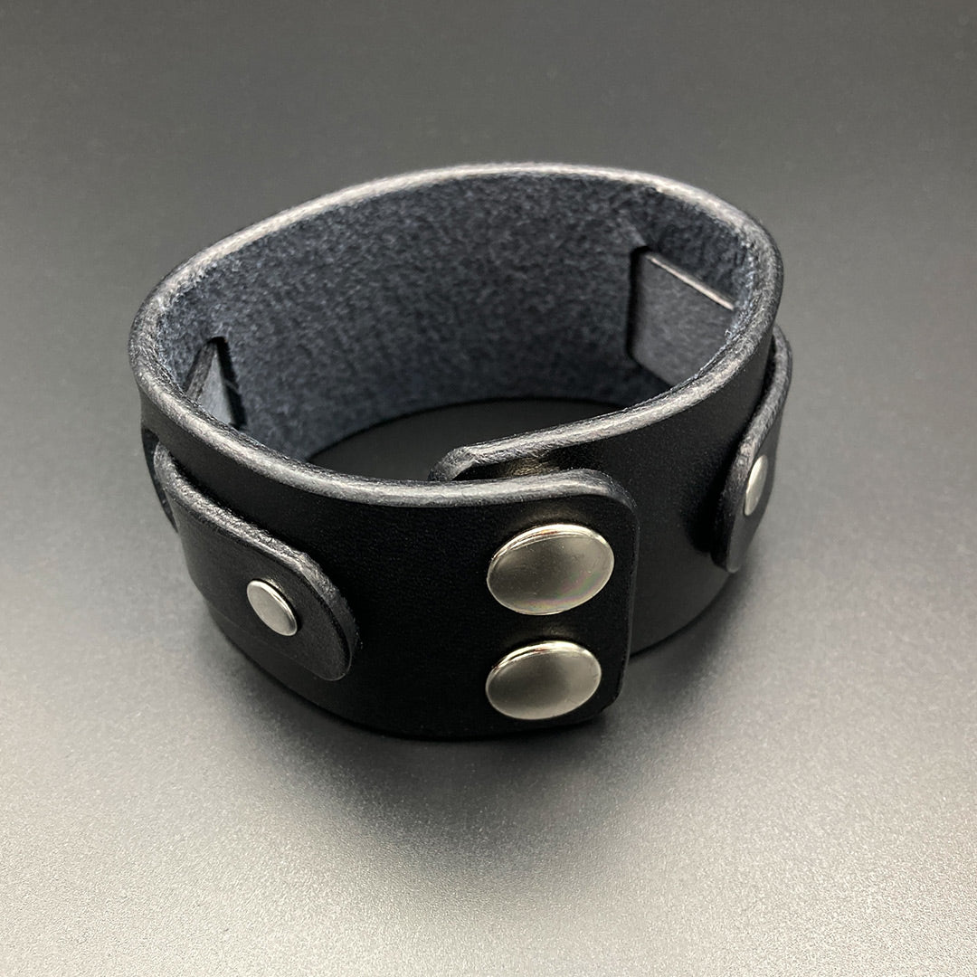 Breites Lederarmband "Trooper", schwarz