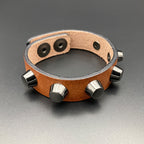 Nietenarmband „Crusher“, hellbraun