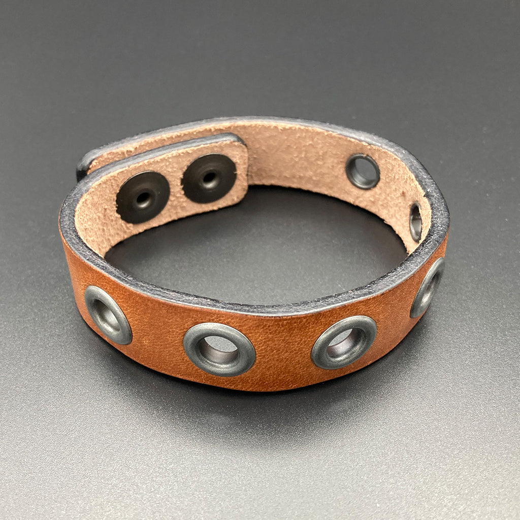 Nietenarmband „Roady“, hellbraun