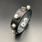Nietenarmband „Crusher“, schwarz