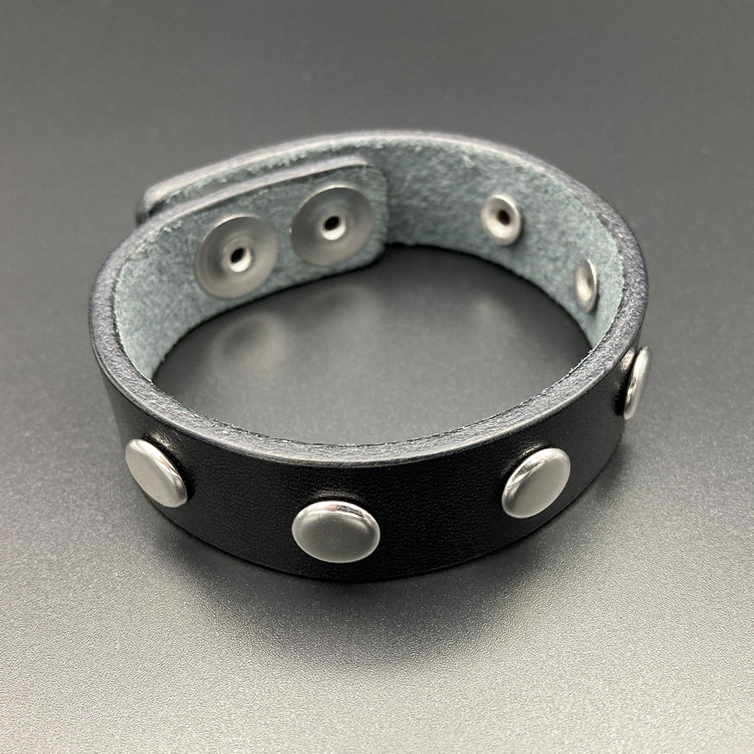 Nietenarmband „Rumbler“, schwarz
