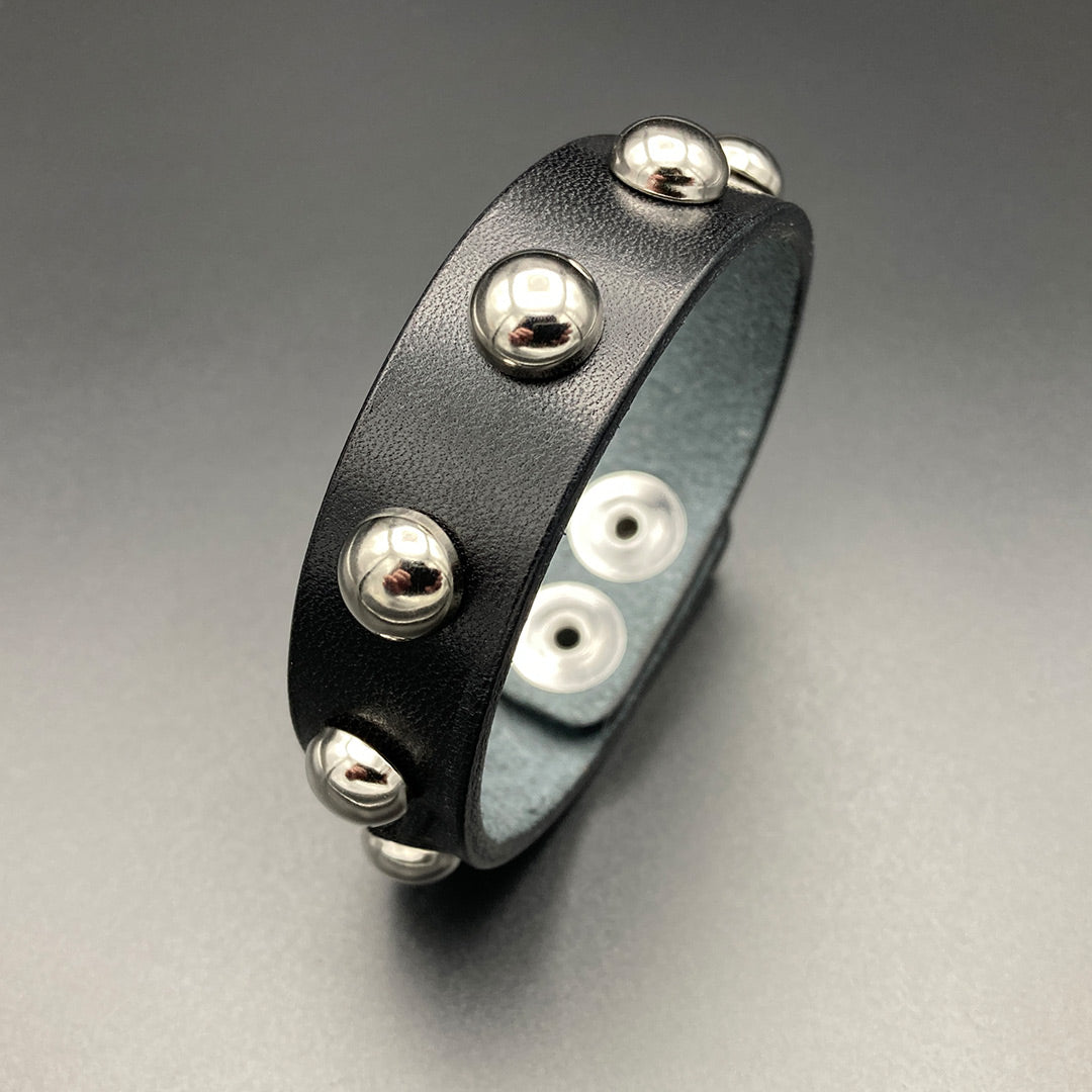 Nietenarmband „Viking“, schwarz